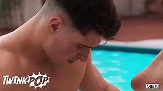 TWINKPOP - Jesse Stone Can&rsquo;t Resist Malik Delgaty&rsquo;s Cock And Gets His Tight Ass Fucked Poolside